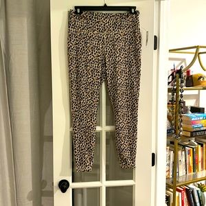 Crown & Ivy NWT Animal Print Athletic Leggings. large